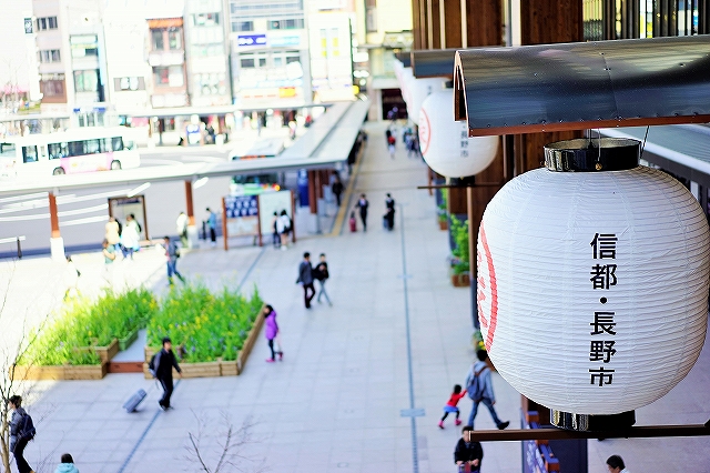 α７で撮影：長野駅ビル２